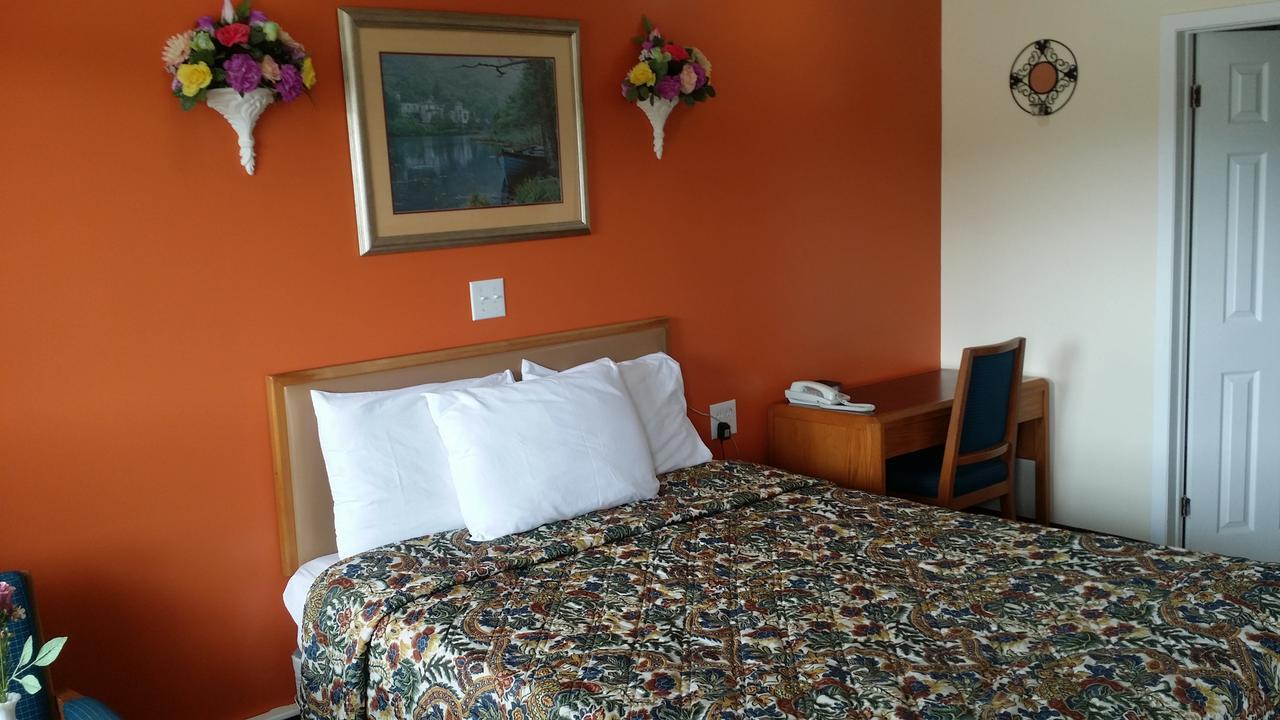 River Mist Inn Sturgeon Falls Экстерьер фото
