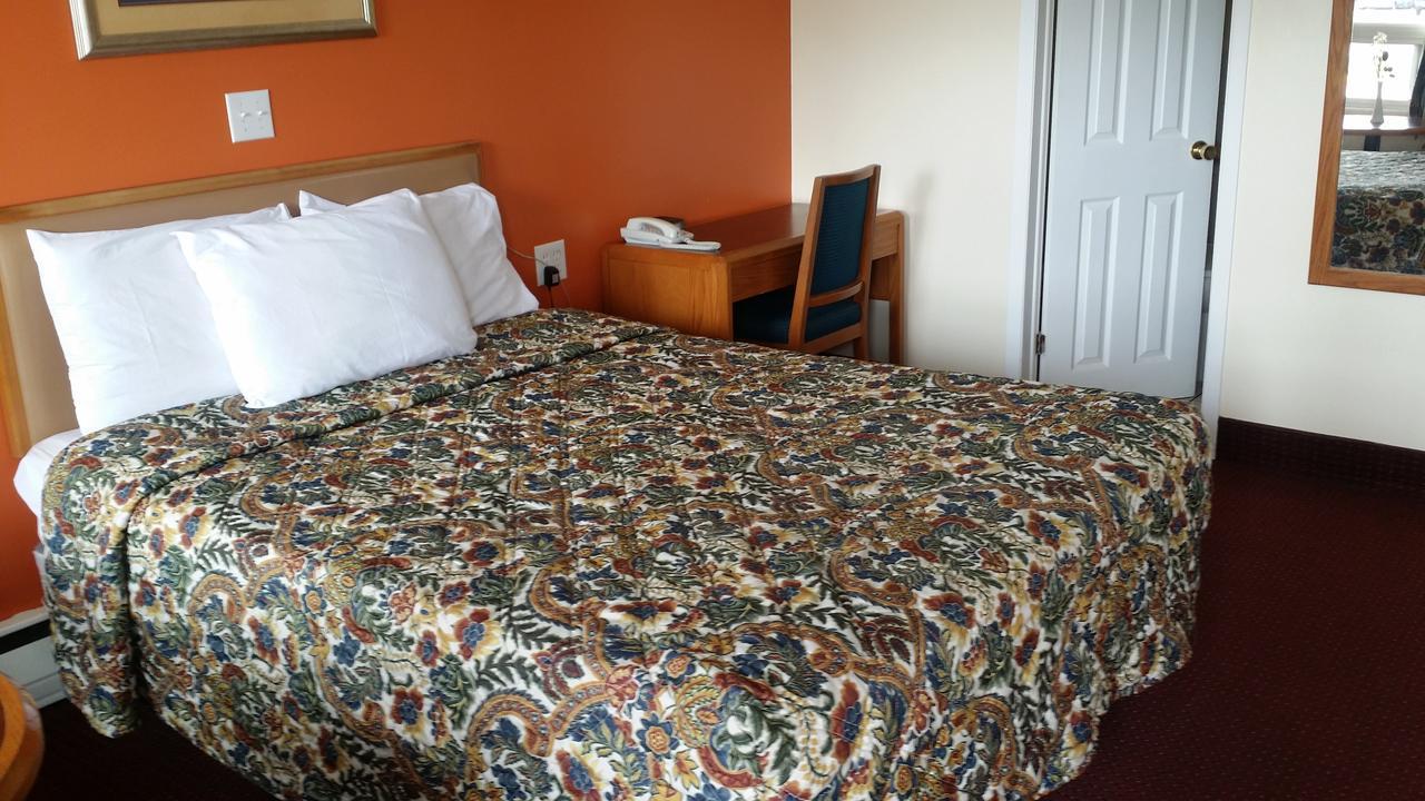 River Mist Inn Sturgeon Falls Экстерьер фото