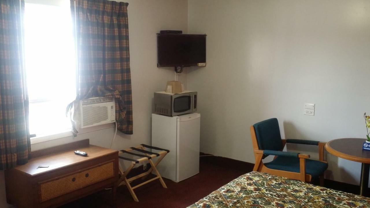 River Mist Inn Sturgeon Falls Экстерьер фото