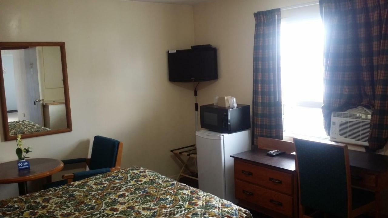River Mist Inn Sturgeon Falls Экстерьер фото